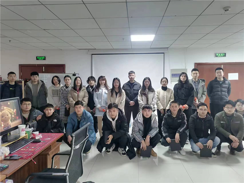 華礦集團(tuán)2023年第一屆拜師儀式成功舉行！